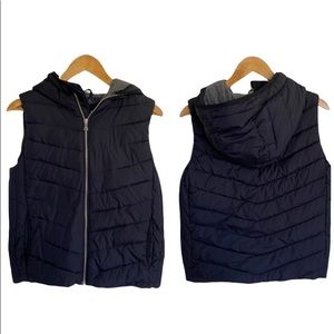 Gap winter vest with hood